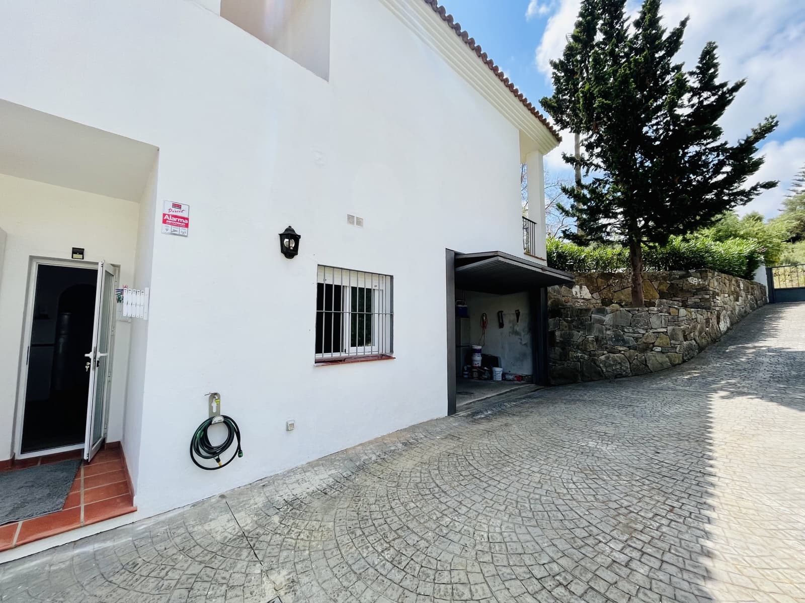 5 slaapkamer Villa te koop in Sotogrande met zwembad garage - € 1.080.000 (Ref: 10002205)