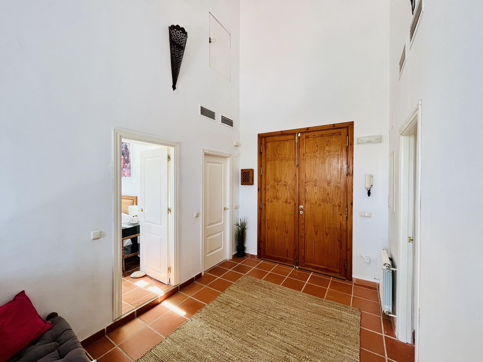 5 slaapkamer Villa te koop in Sotogrande met zwembad garage - € 1.080.000 (Ref: 10002205)