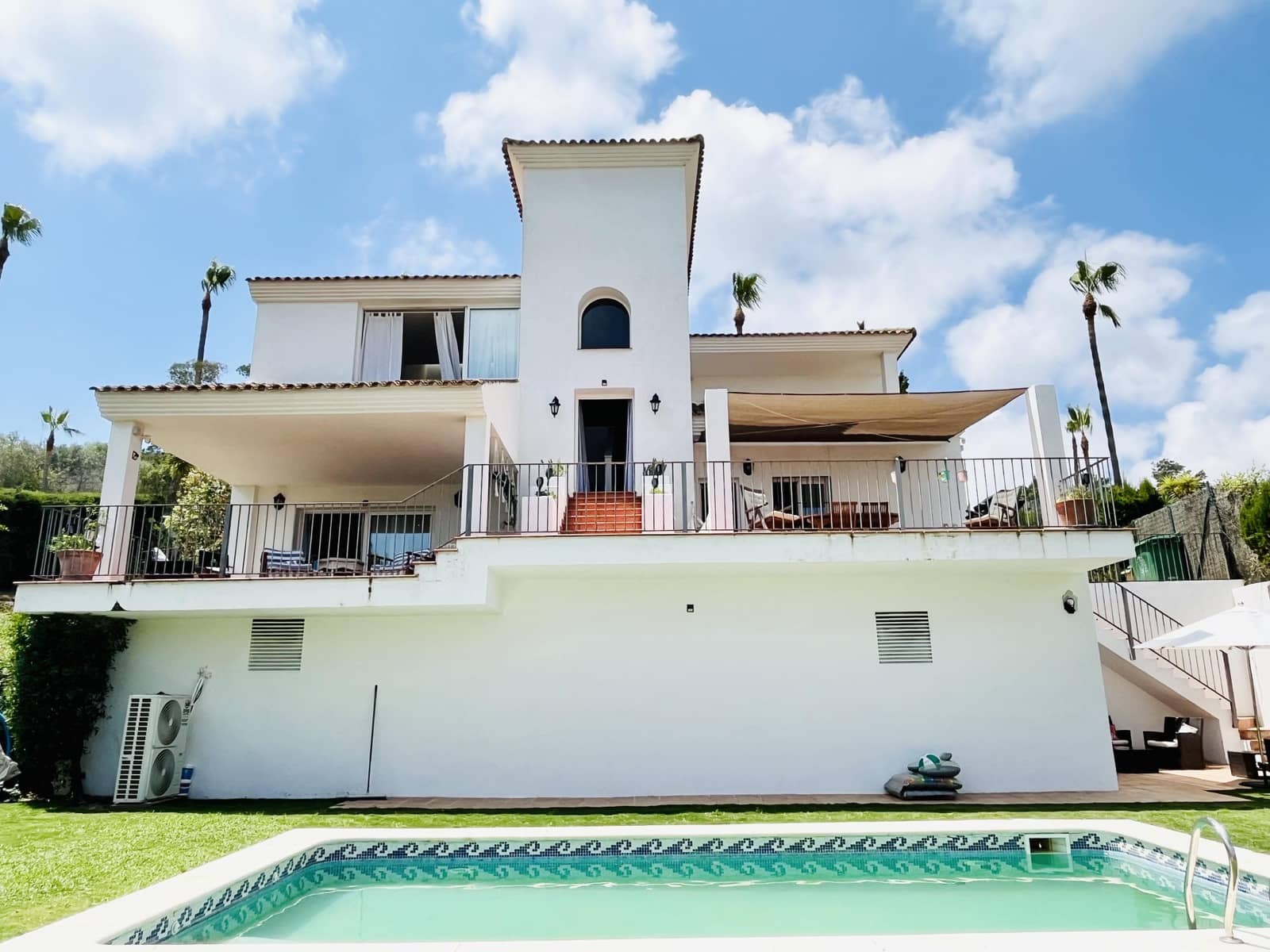 5 slaapkamer Villa te koop in Sotogrande met zwembad garage - € 1.080.000 (Ref: 10002205)