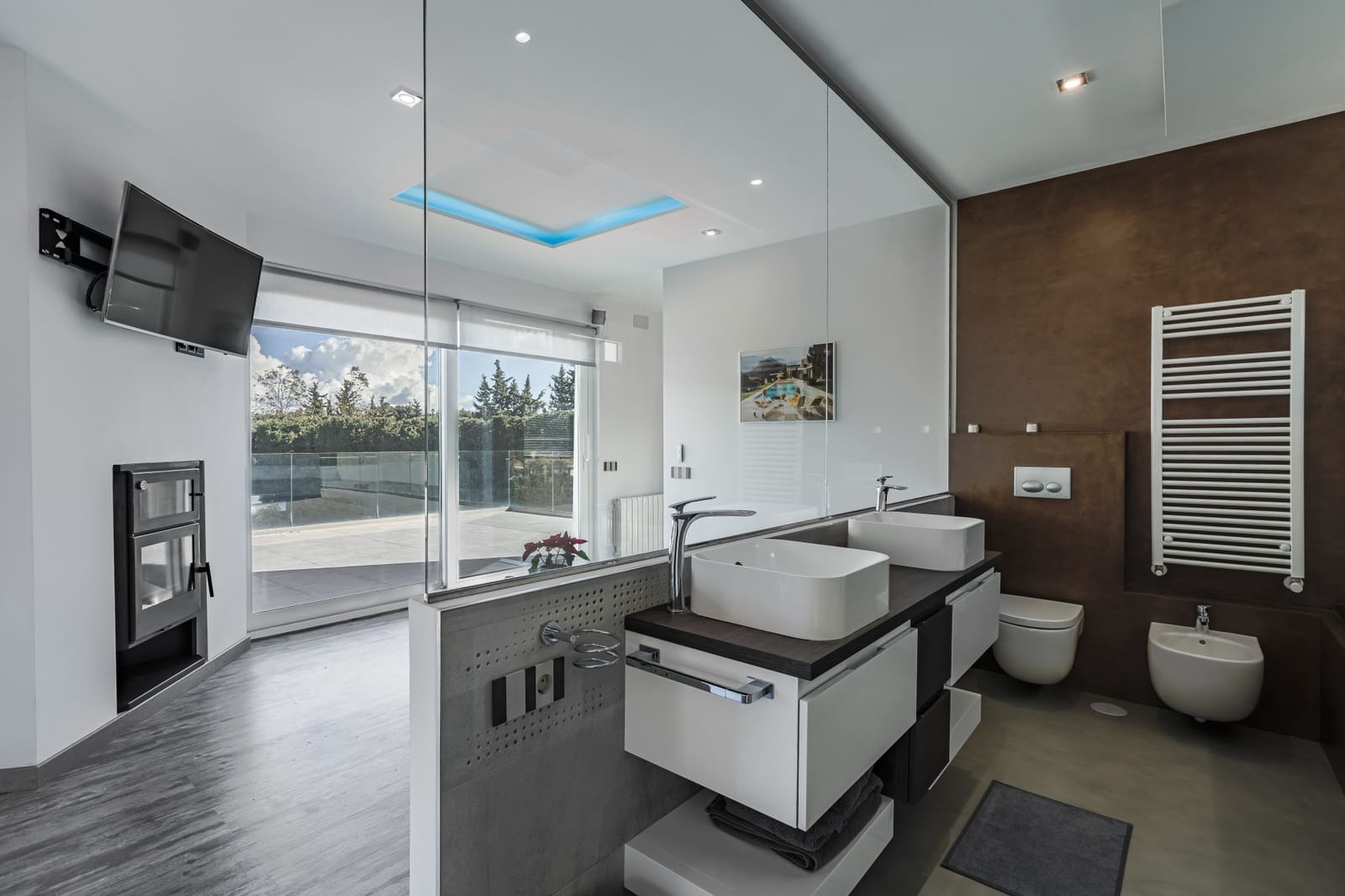7 soverom Villa til salgs i Nueva Andalucia med svømmebasseng garasje - € 8 000 000 (Ref: 10002207)