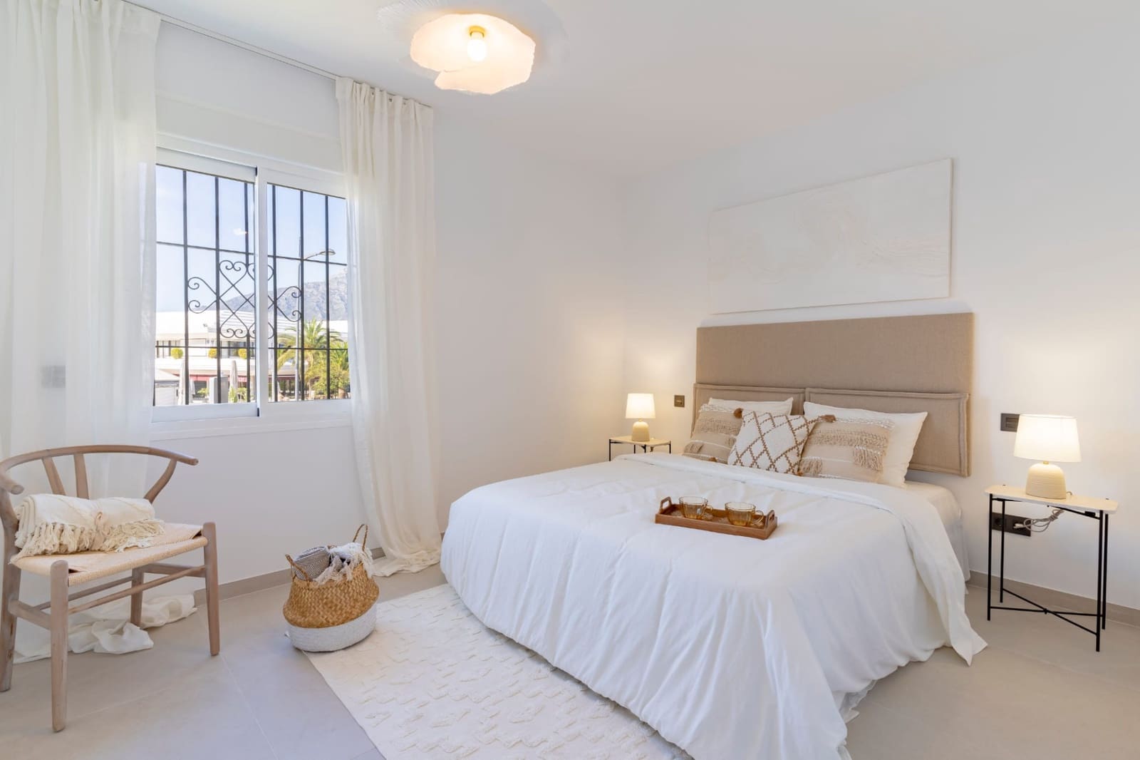 3 sypialnia Apartament na sprzedaż w Marbella z basenem garażem - 890 000 € (Ref: 10002213)