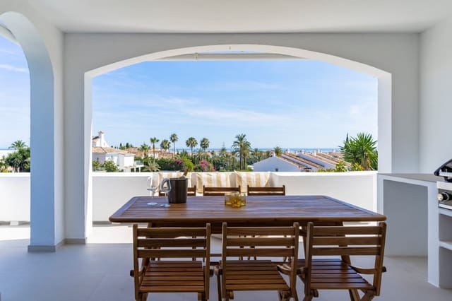 3 sypialnia Apartament na sprzedaż w Marbella z basenem garażem - 890 000 € (Ref: 10002213)