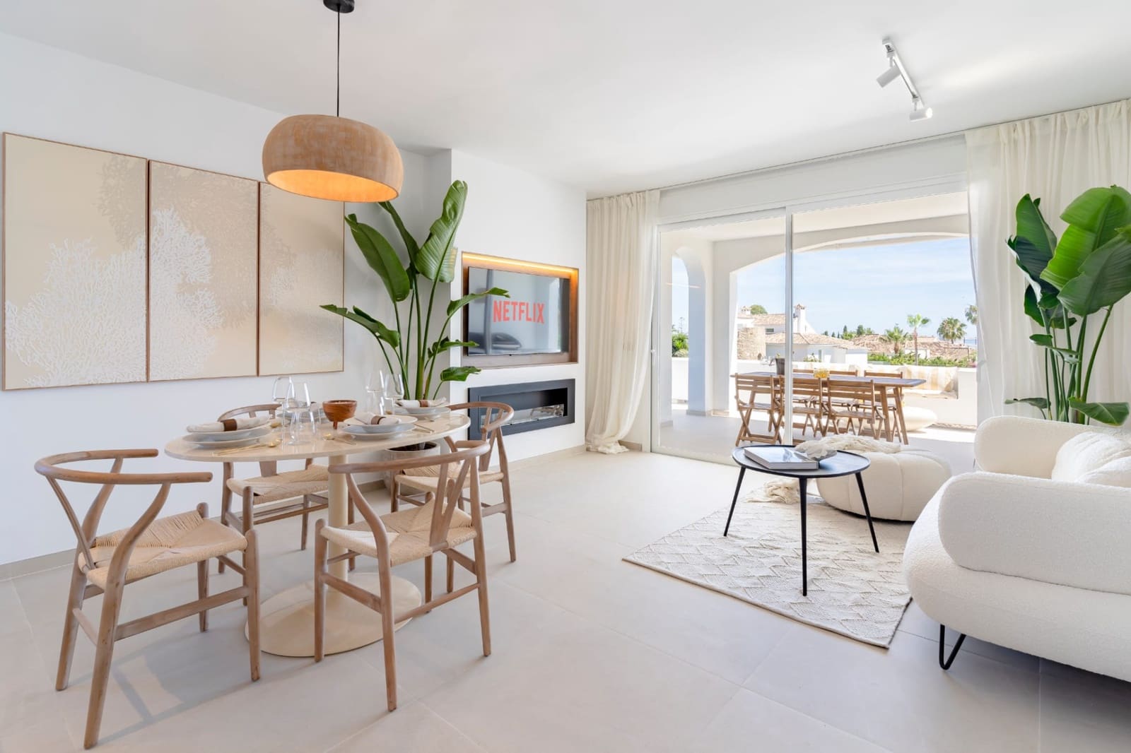 3 sypialnia Apartament na sprzedaż w Marbella z basenem garażem - 890 000 € (Ref: 10002213)