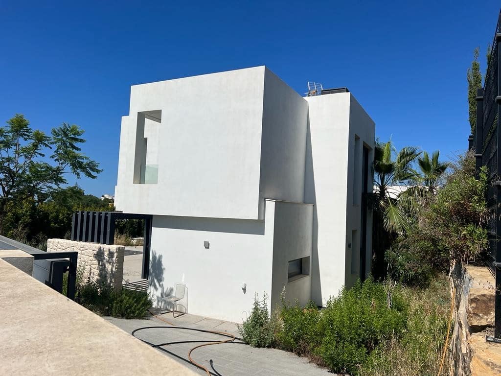 3 soveværelse Villa til salg i New Golden Mile med swimmingpool garage - € 750.000 (Ref: 10002215)