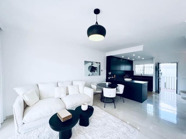 2 bedroom Apartment for sale in Marbella with pool garage - € 549,950 (Ref: 10002216)