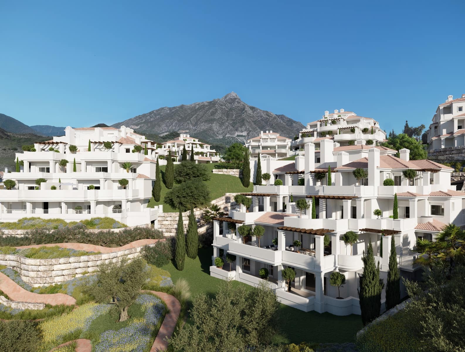 3 soveværelse Lejlighed til salg i Nueva Andalucia med swimmingpool garage - € 450.000 (Ref: 10002218)