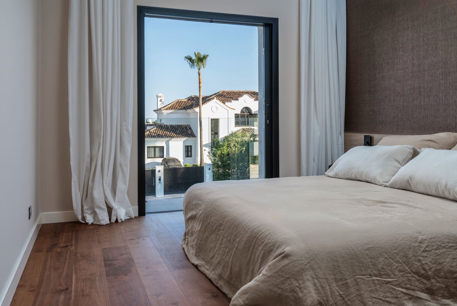6 soverom Villa til salgs i Marbella med svømmebasseng garasje - € 4 895 000 (Ref: 10002219)