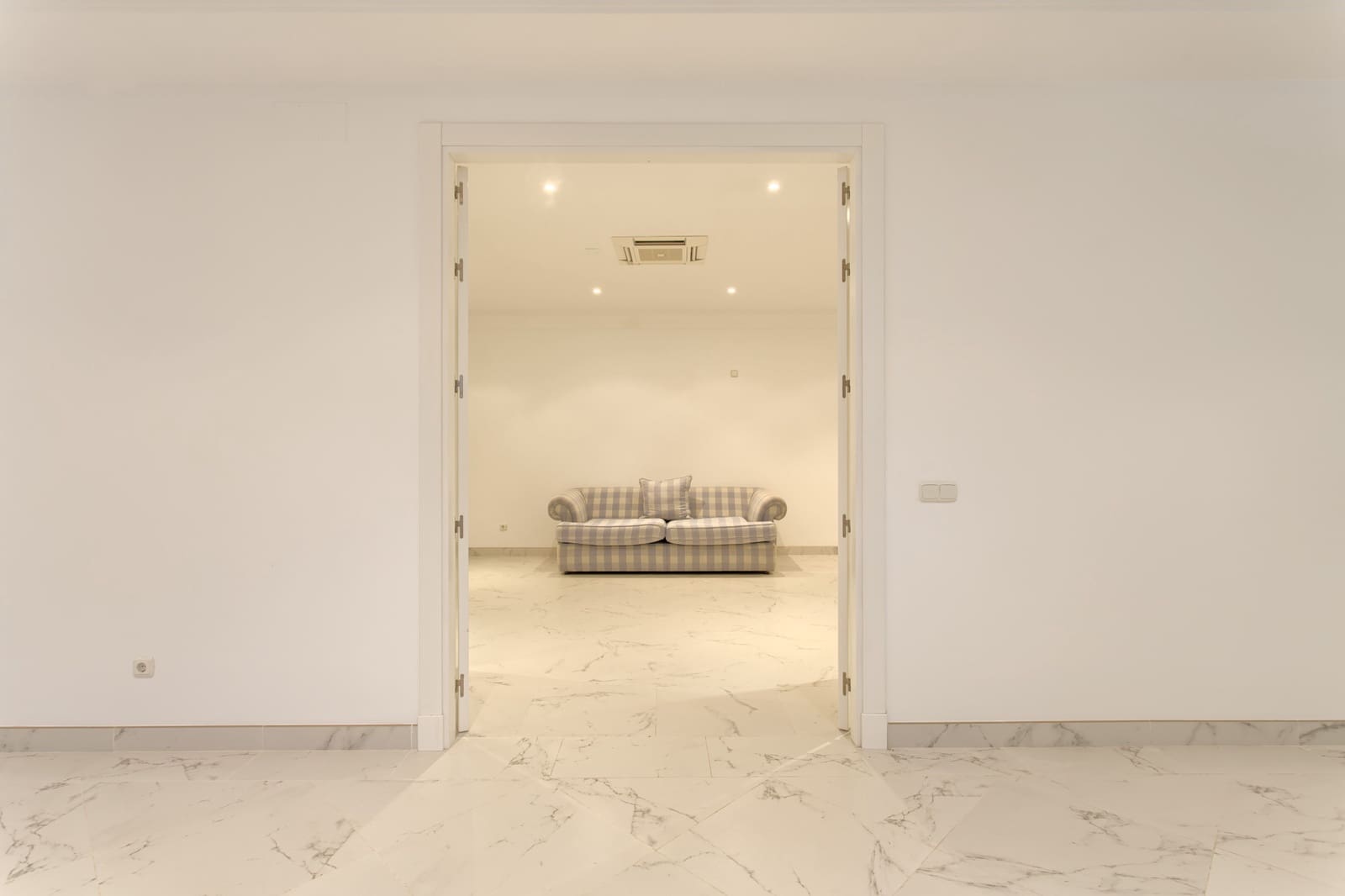 8 chambre Villa/Maison à vendre à Los Flamingos avec piscine garage - 3 999 500 € (Ref: 10002226)