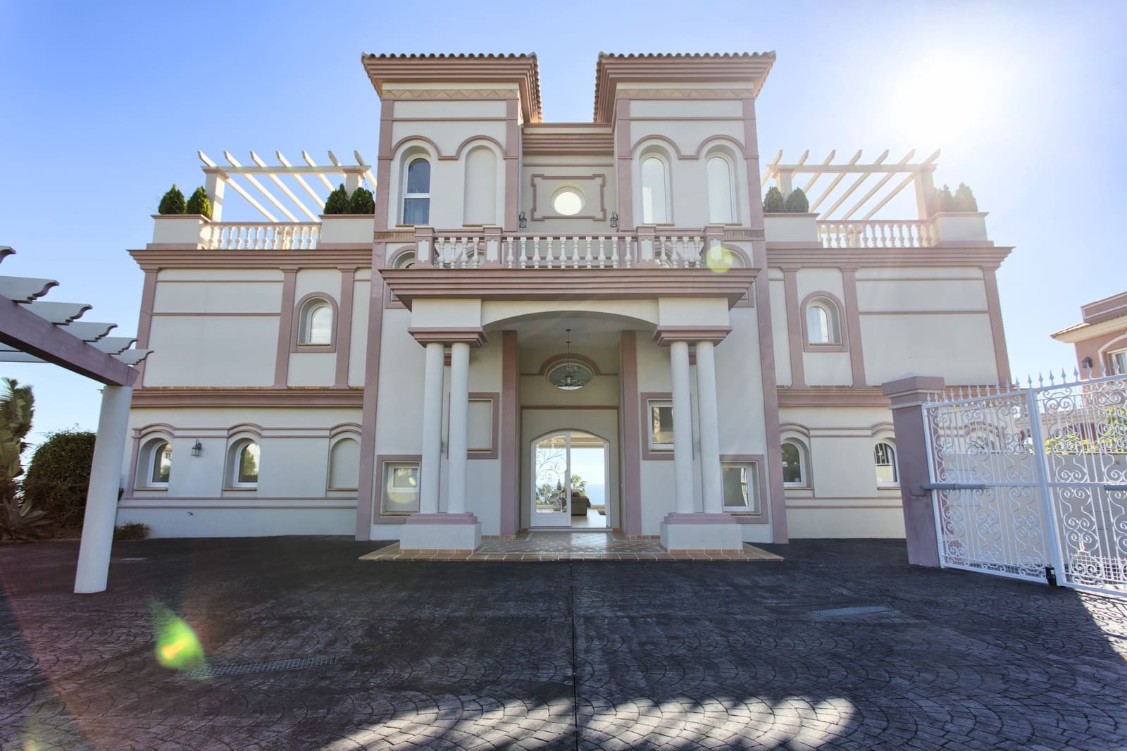 8 chambre Villa/Maison à vendre à Los Flamingos avec piscine garage - 3 999 500 € (Ref: 10002226)