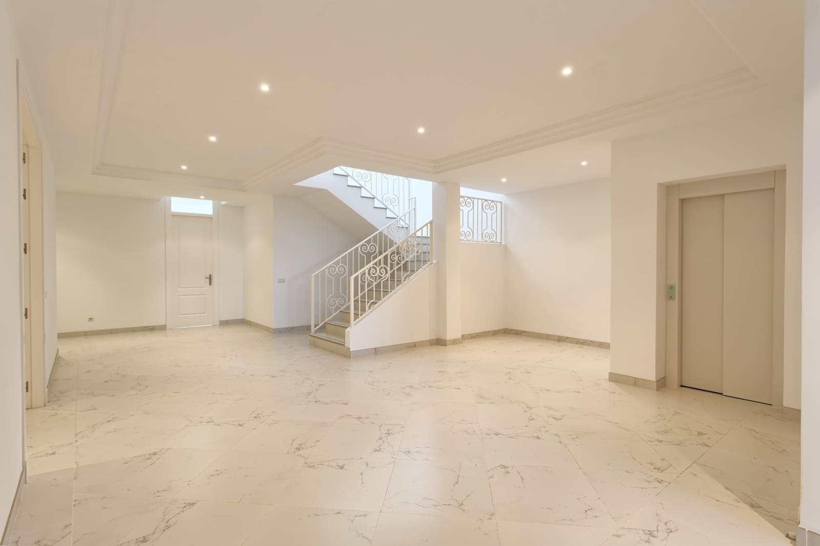 8 chambre Villa/Maison à vendre à Los Flamingos avec piscine garage - 3 999 500 € (Ref: 10002226)