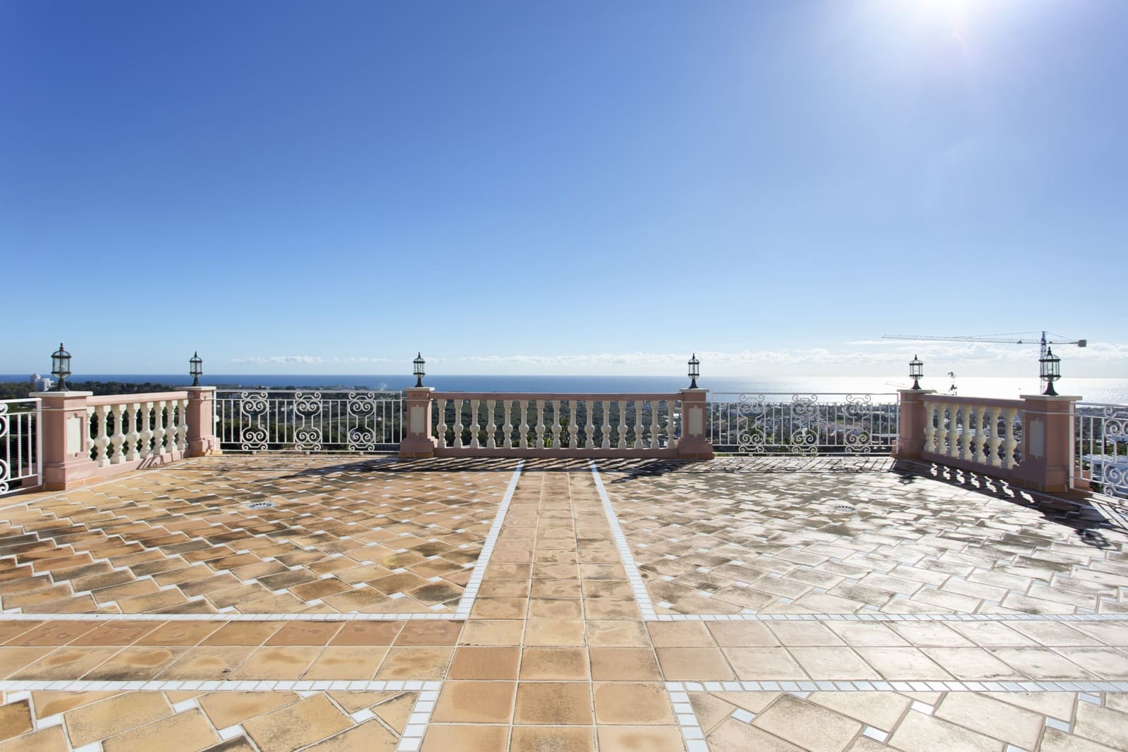 8 chambre Villa/Maison à vendre à Los Flamingos avec piscine garage - 3 999 500 € (Ref: 10002226)
