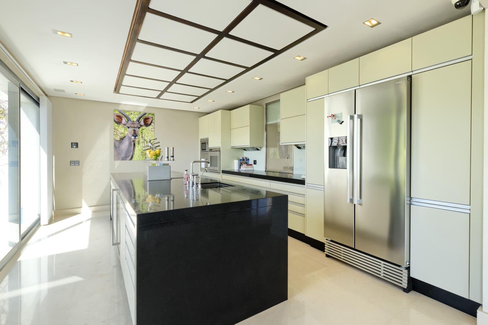 5 slaapkamer Villa te koop in Istan met zwembad garage - € 3.495.000 (Ref: 10002227)