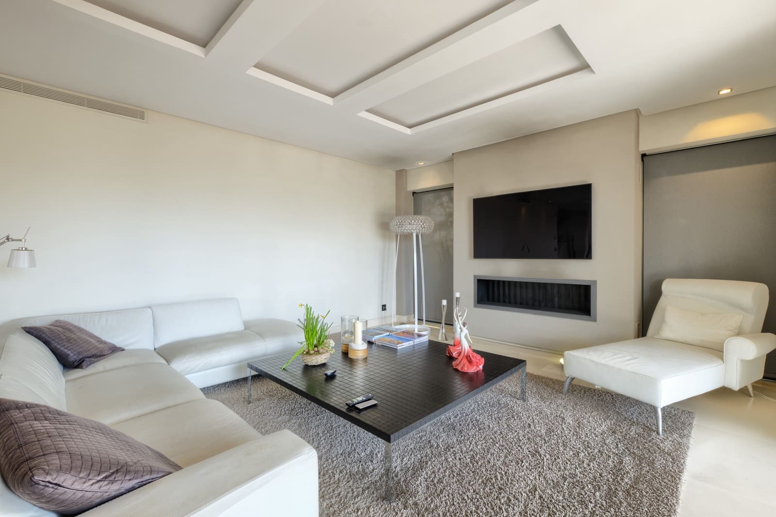 5 slaapkamer Villa te koop in Istan met zwembad garage - € 3.495.000 (Ref: 10002227)