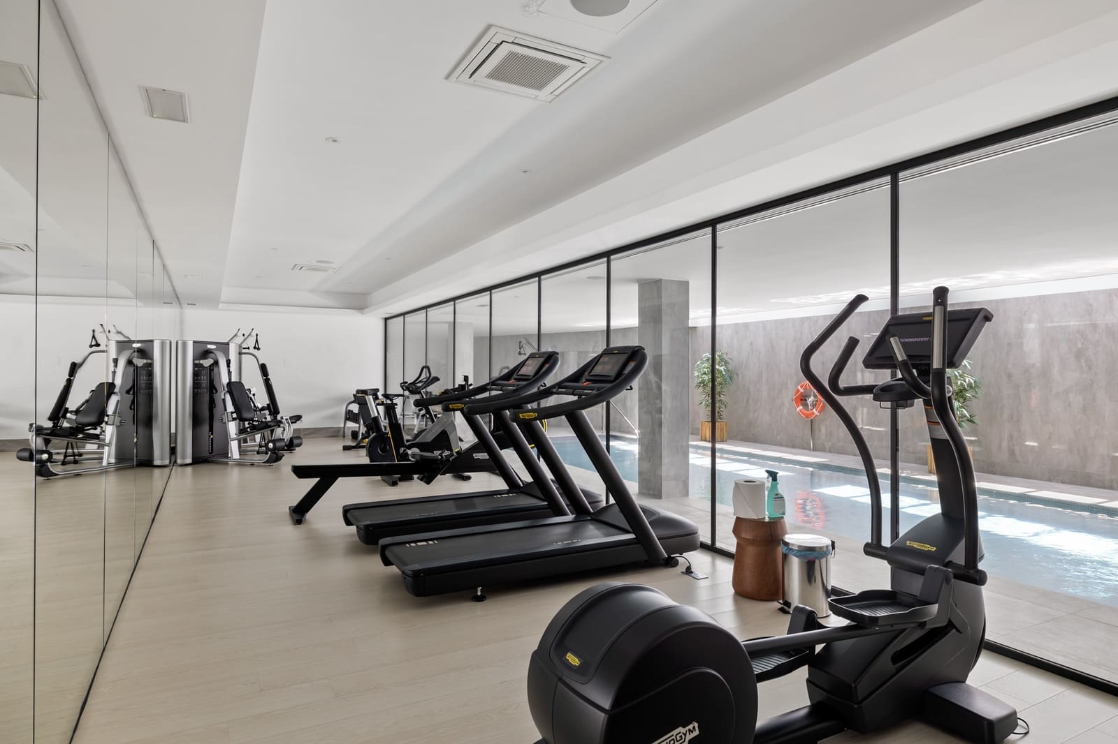 7 slaapkamer Appartement te koop in Marbella met zwembad garage - € 4.500.000 (Ref: 10002228)