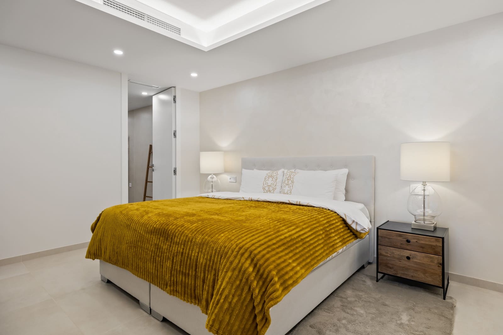 7 slaapkamer Appartement te koop in Marbella met zwembad garage - € 4.500.000 (Ref: 10002228)
