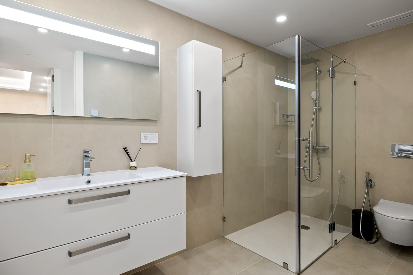7 slaapkamer Appartement te koop in Marbella met zwembad garage - € 4.500.000 (Ref: 10002228)