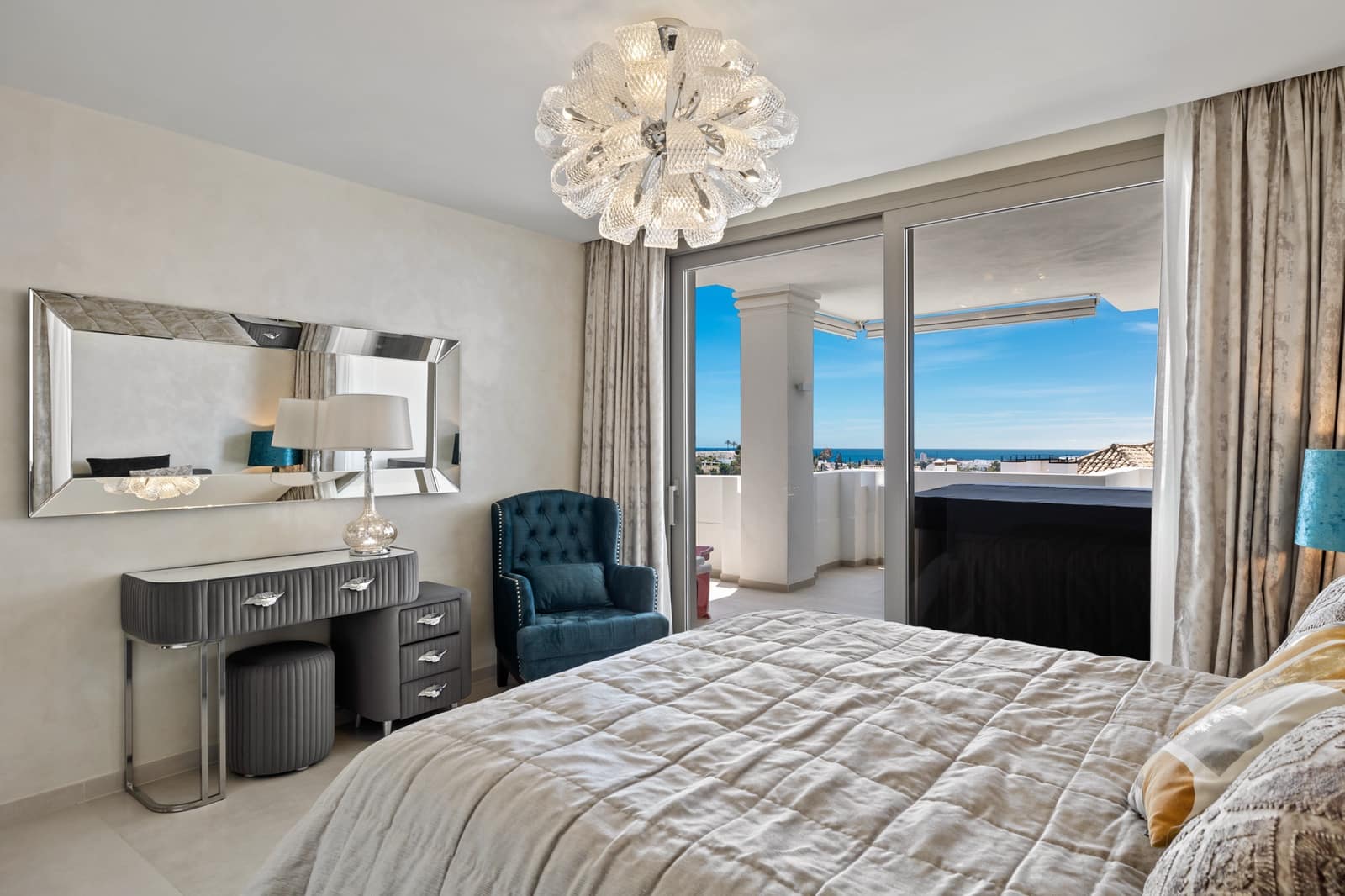 7 slaapkamer Appartement te koop in Marbella met zwembad garage - € 4.500.000 (Ref: 10002228)
