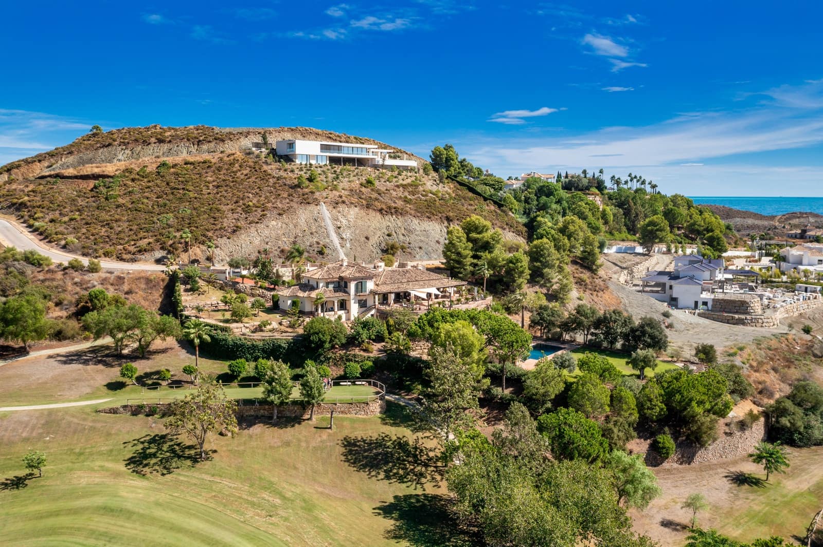 4 Zimmer Villa zu verkaufen in Benahavis mit Pool Garage - 3.250.000 € (Ref: 10002229)