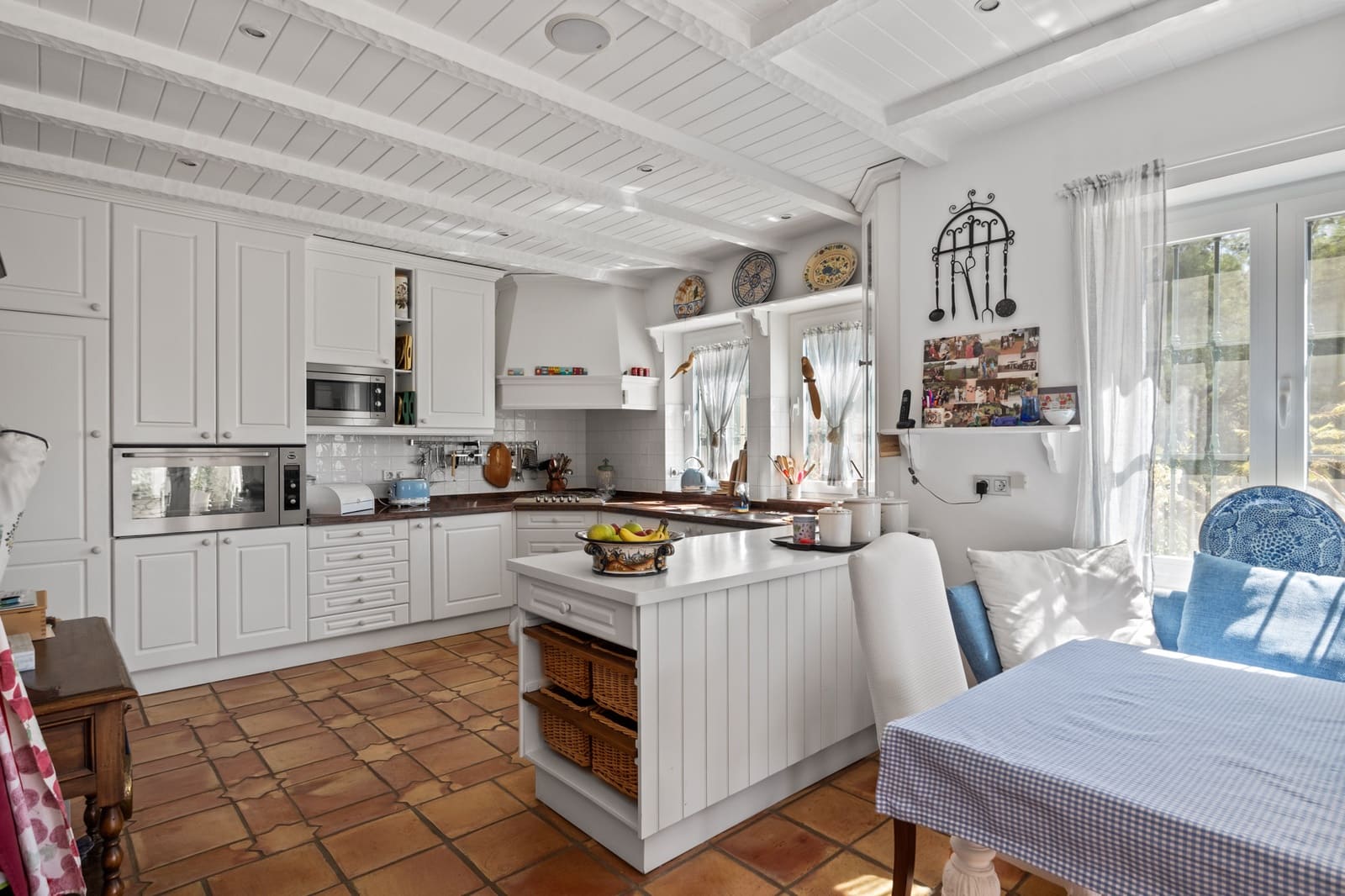 4 Zimmer Villa zu verkaufen in Benahavis mit Pool Garage - 3.250.000 € (Ref: 10002229)