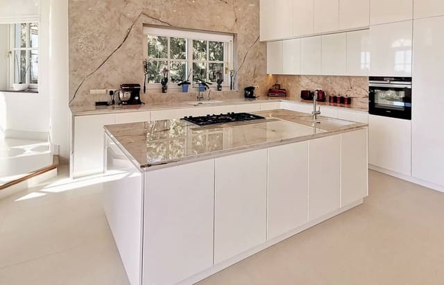 8 soverom Villa til salgs i La Zagaleta, Benahavís med svømmebasseng garasje - € 12 900 000 (Ref: 10002230)
