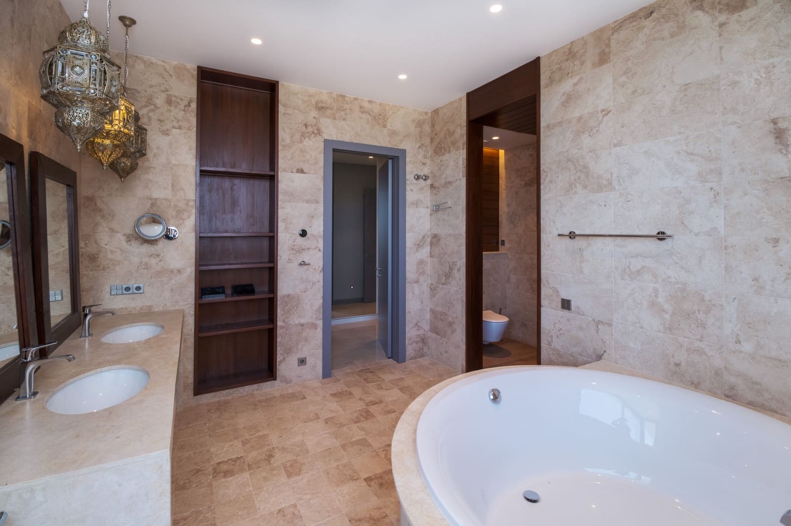 12 chambre Villa/Maison à vendre à Marbella avec piscine garage - 12 700 000 € (Ref: 10002232)