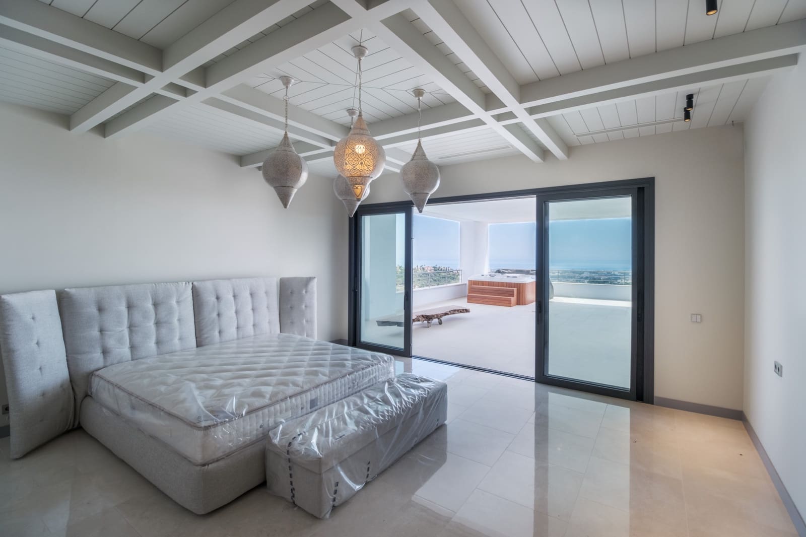 12 chambre Villa/Maison à vendre à Marbella avec piscine garage - 12 700 000 € (Ref: 10002232)