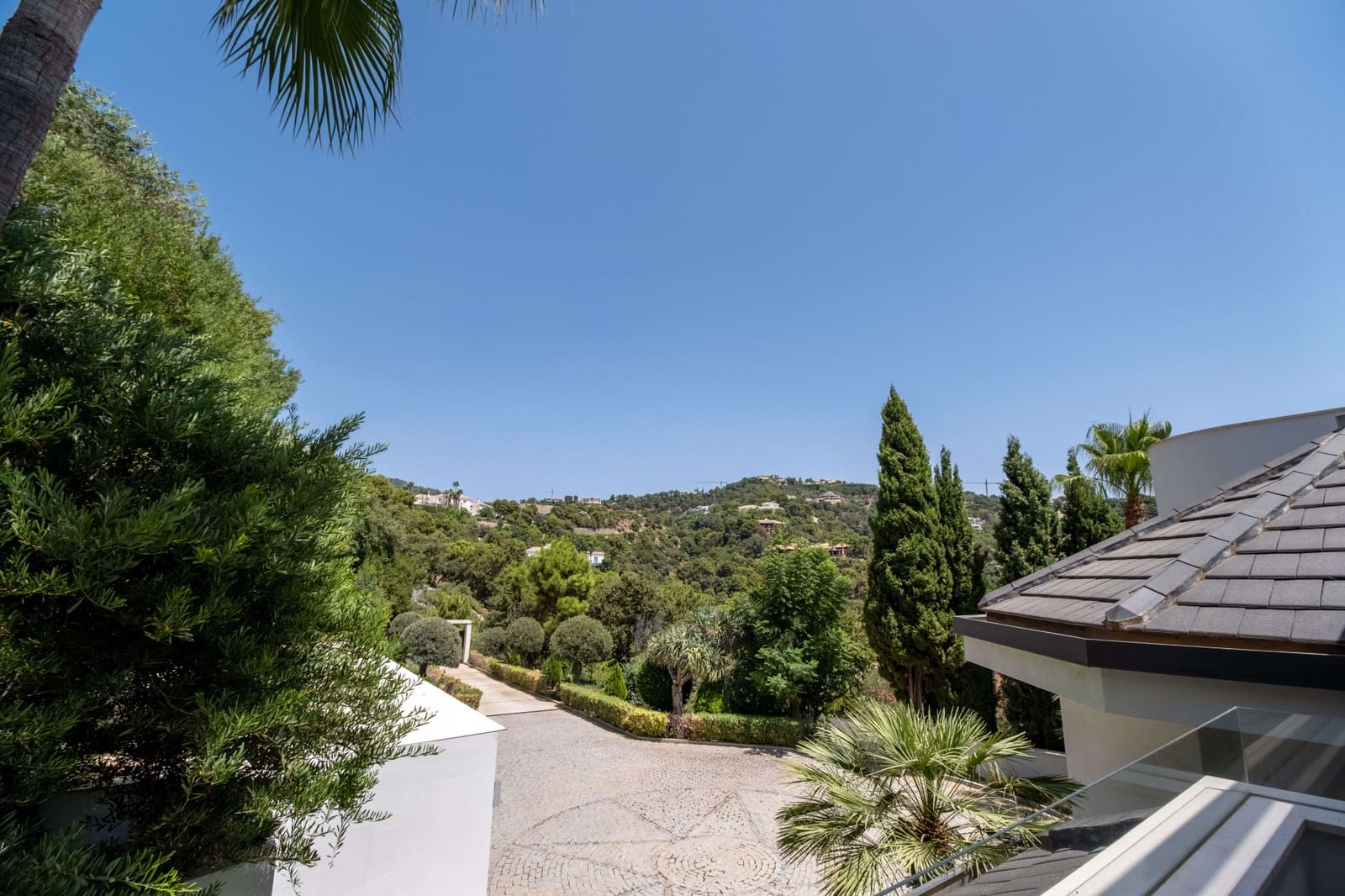 5 quarto Moradia para venda em La Zagaleta com piscina garagem - 9 400 000 € (Ref: 10002233)