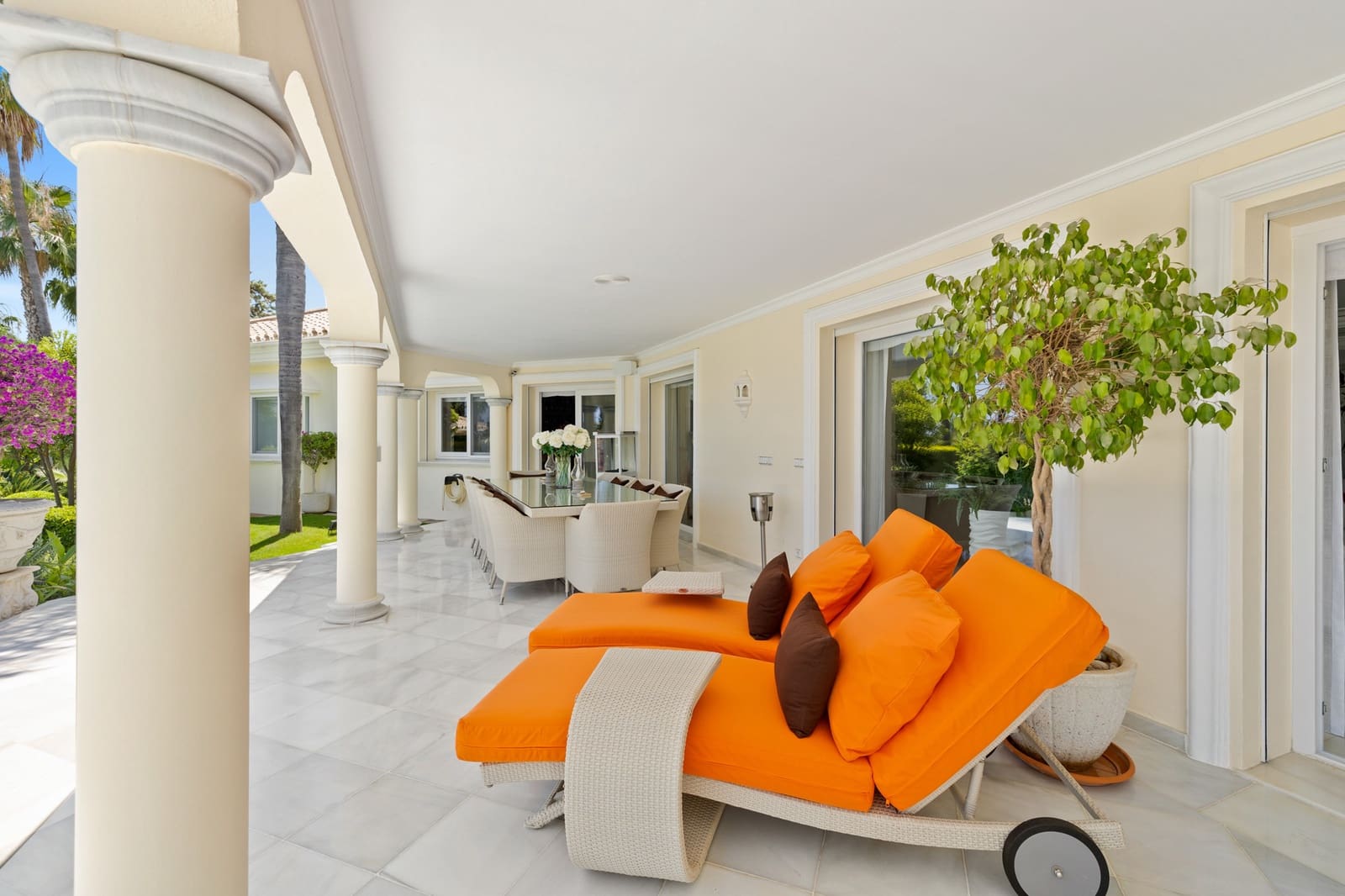 6 bedroom Villa for sale in Marbella with pool garage - € 6,400,000 (Ref: 10002234)