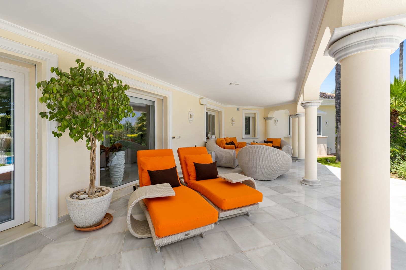 6 bedroom Villa for sale in Marbella with pool garage - € 6,400,000 (Ref: 10002234)
