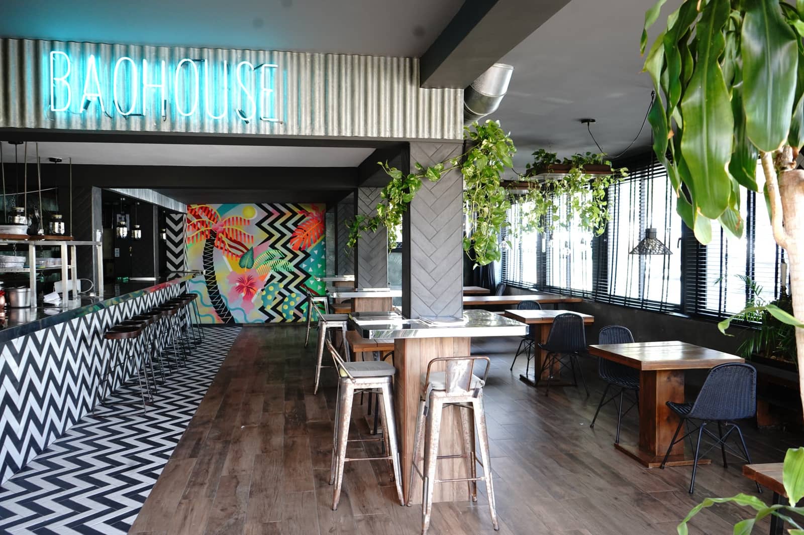 Bar/Restaurante en Nueva Andalucia en venta - 575.000 € (Ref: 10002237)