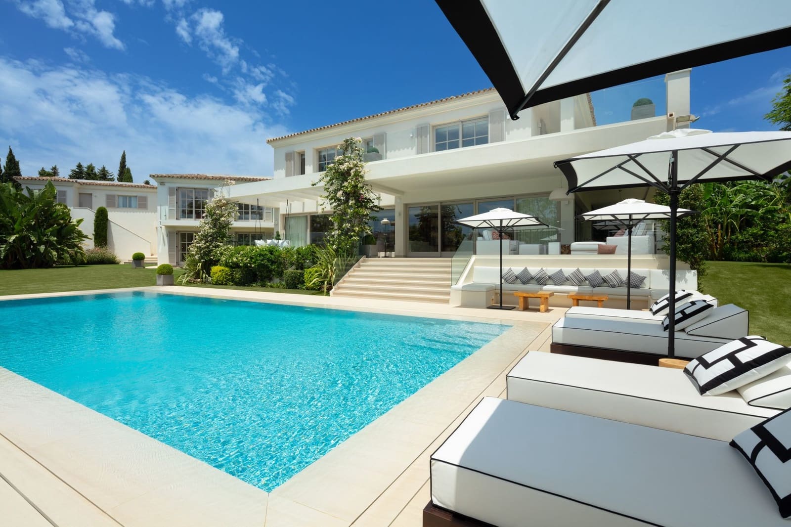 6 slaapkamer Villa te koop in Marbella met zwembad garage - € 9.680.000 (Ref: 10002239)