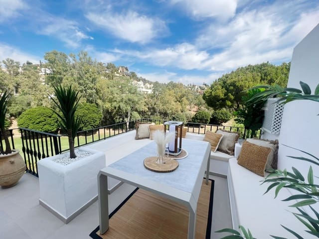 3 sovrum Takvåning till salu i Marbella med pool garage - 699 000 € (Ref: 10002240)