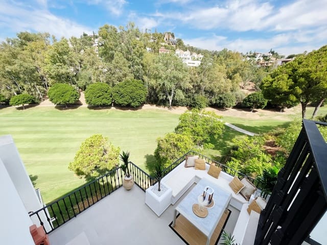 3 sovrum Takvåning till salu i Marbella med pool garage - 699 000 € (Ref: 10002240)