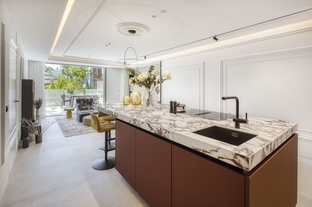 3 soverom Leilighet til salgs i Marbella med svømmebasseng - € 3 700 000 (Ref: 10002242)