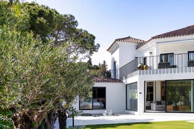 Chalet de 6 habitaciones en Marbella en venta con piscina - 3.995.000 € (Ref: 10002244)
