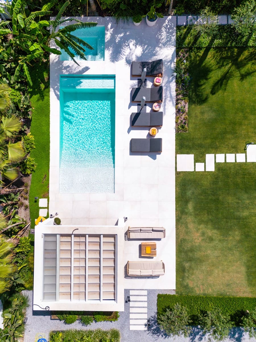 Chalet de 6 habitaciones en Marbella en venta con piscina - 3.995.000 € (Ref: 10002244)