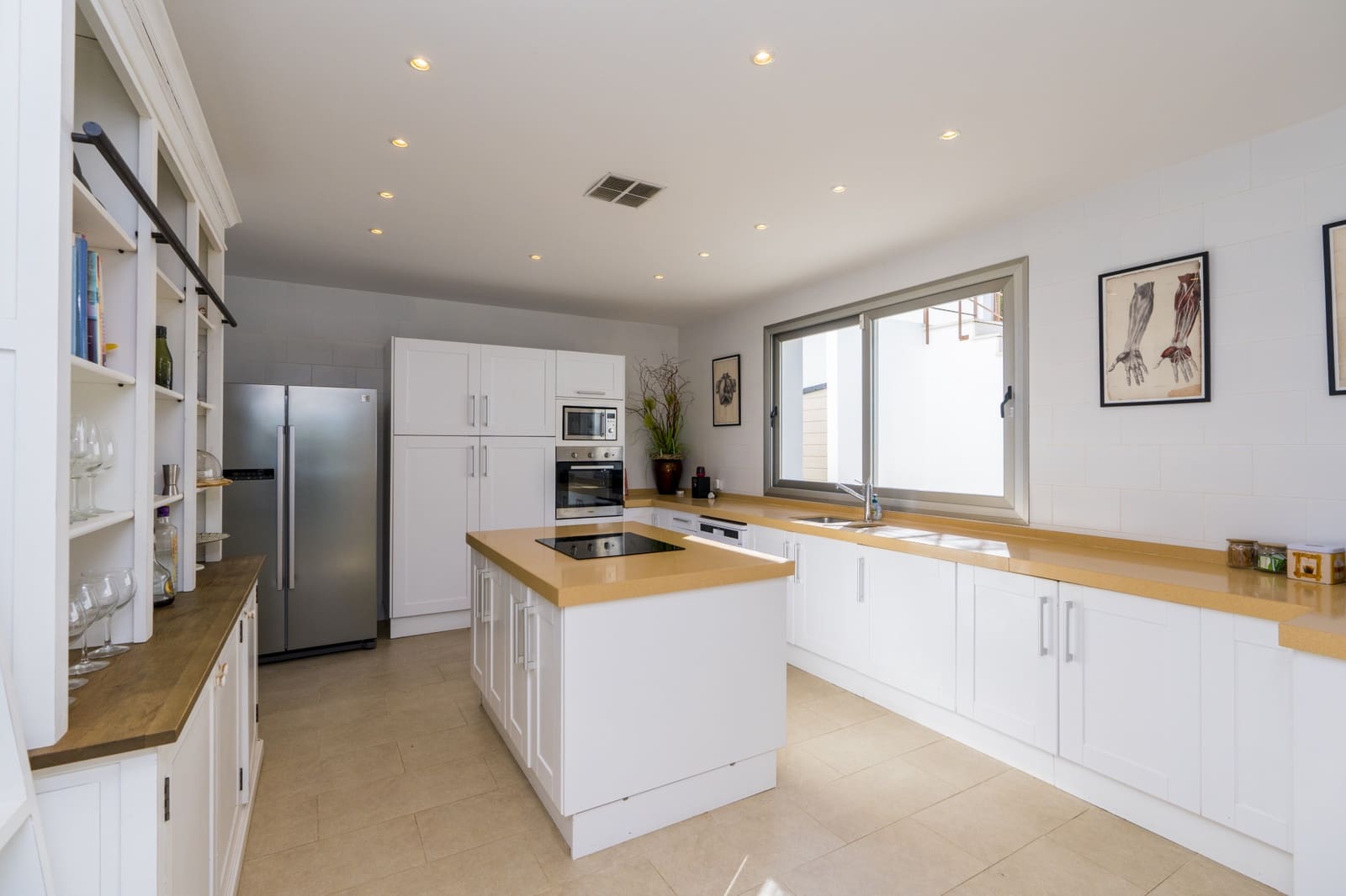 6 soveværelse Villa til salg i Sotogrande med swimmingpool garage - € 1.850.000 (Ref: 10002249)