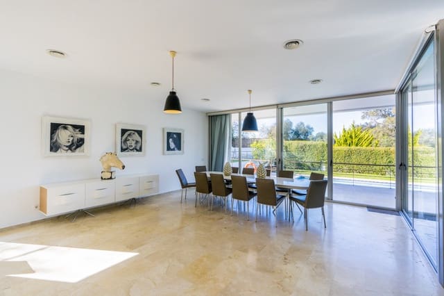 6 slaapkamer Villa te koop in Sotogrande, San Roque met zwembad garage - € 1.850.000 (Ref: 10002249)