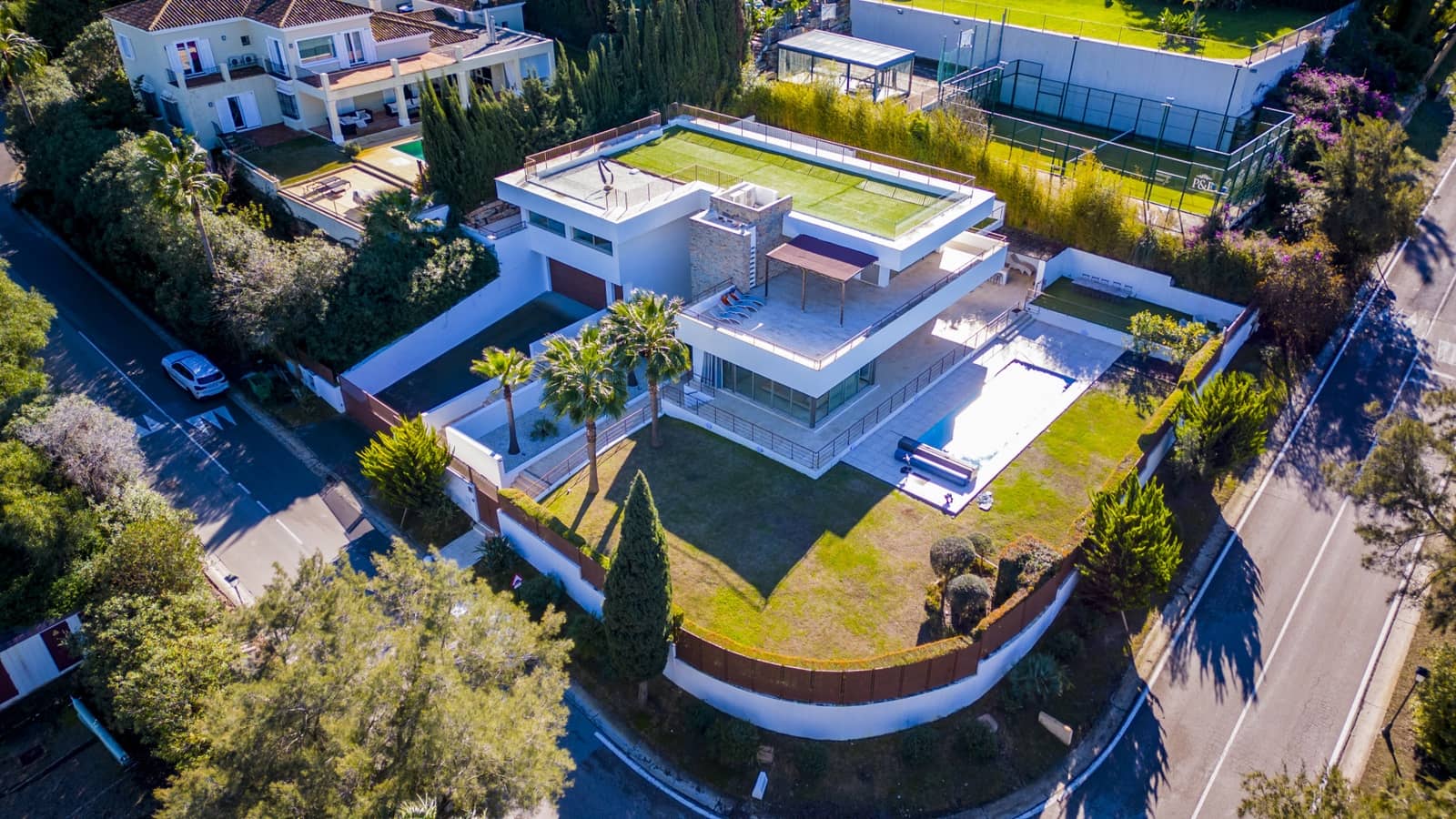 6 soveværelse Villa til salg i Sotogrande med swimmingpool garage - € 1.850.000 (Ref: 10002249)