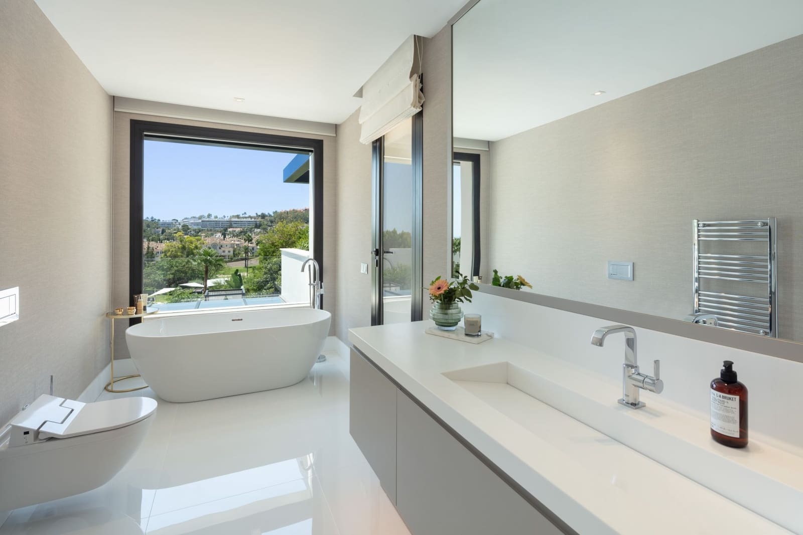 5 sypialnia Willa na sprzedaż w Marbella z basenem garażem - 6 995 000 € (Ref: 10002250)
