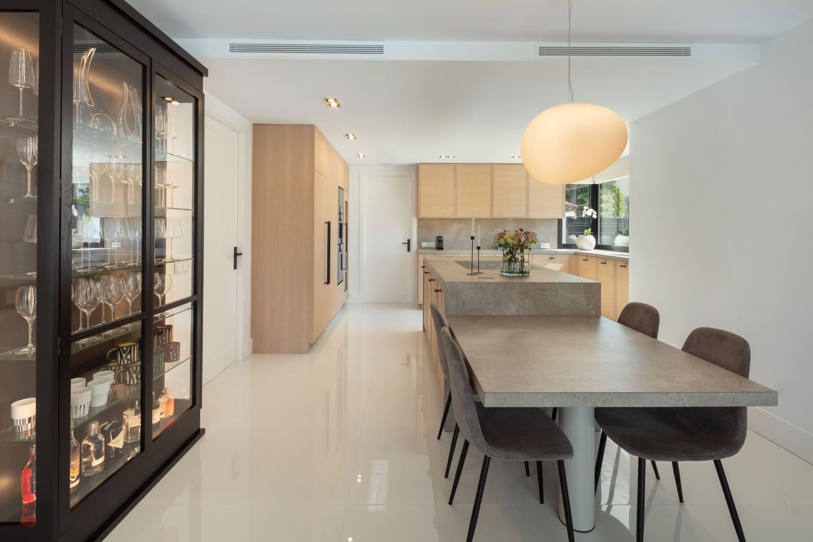 5 sypialnia Willa na sprzedaż w Marbella z basenem garażem - 6 995 000 € (Ref: 10002250)