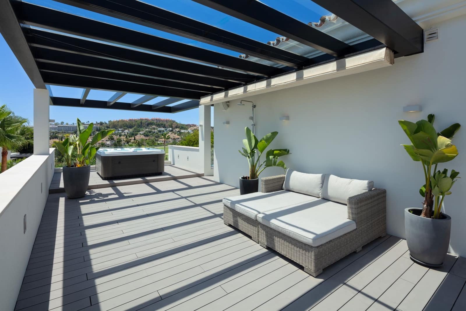 5 sypialnia Willa na sprzedaż w Marbella z basenem garażem - 6 995 000 € (Ref: 10002250)