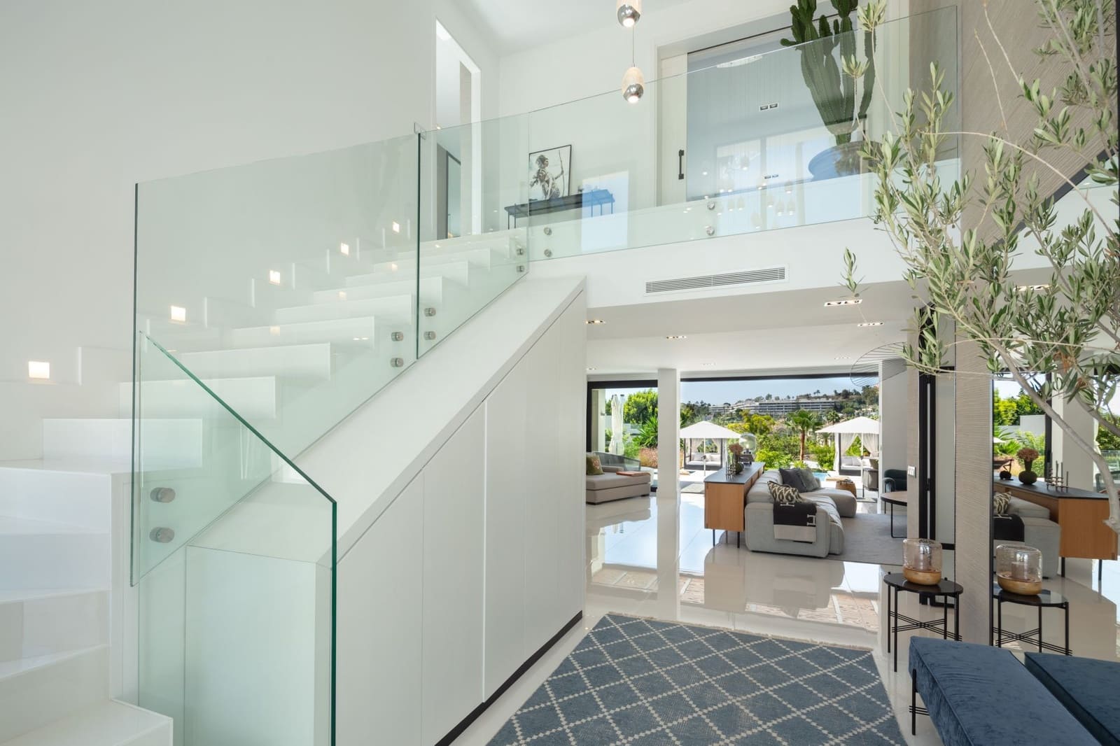 5 sypialnia Willa na sprzedaż w Marbella z basenem garażem - 6 995 000 € (Ref: 10002250)