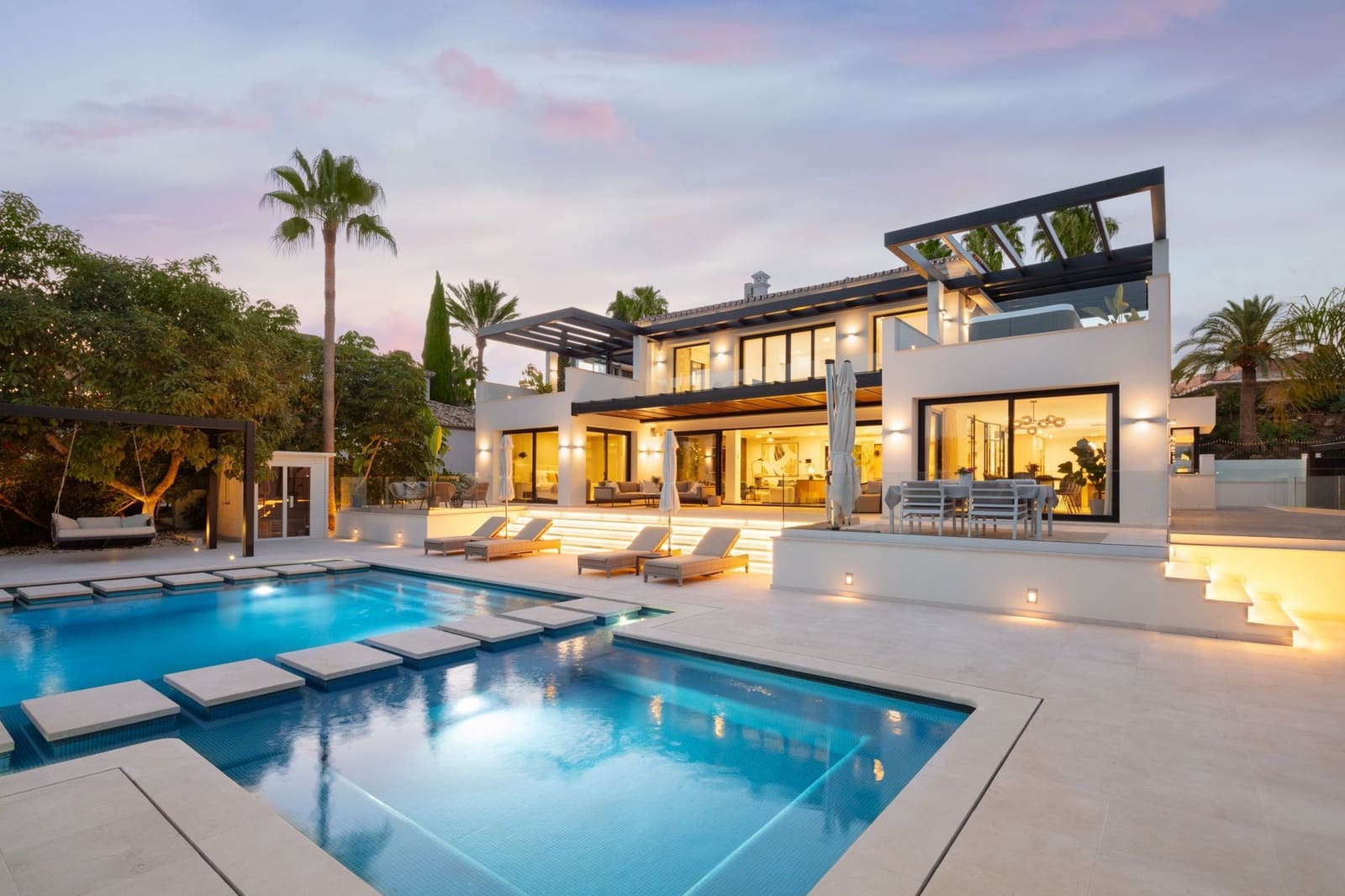 5 sypialnia Willa na sprzedaż w Marbella z basenem garażem - 6 995 000 € (Ref: 10002250)