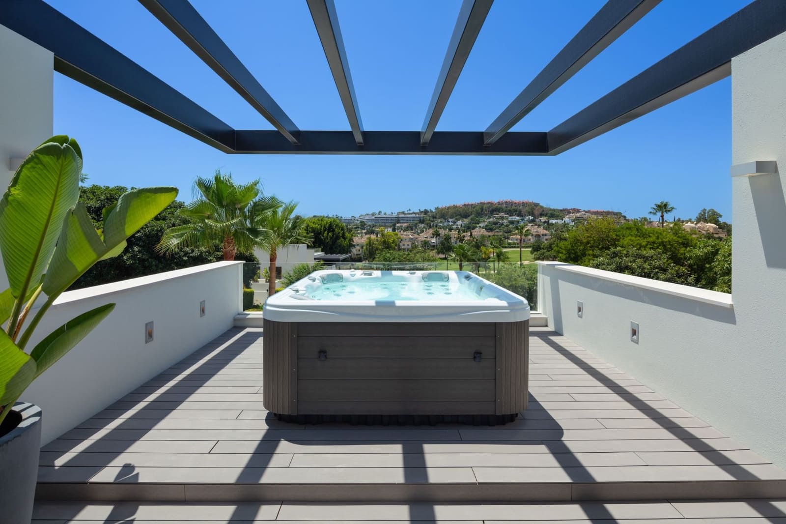 5 sypialnia Willa na sprzedaż w Marbella z basenem garażem - 6 995 000 € (Ref: 10002250)