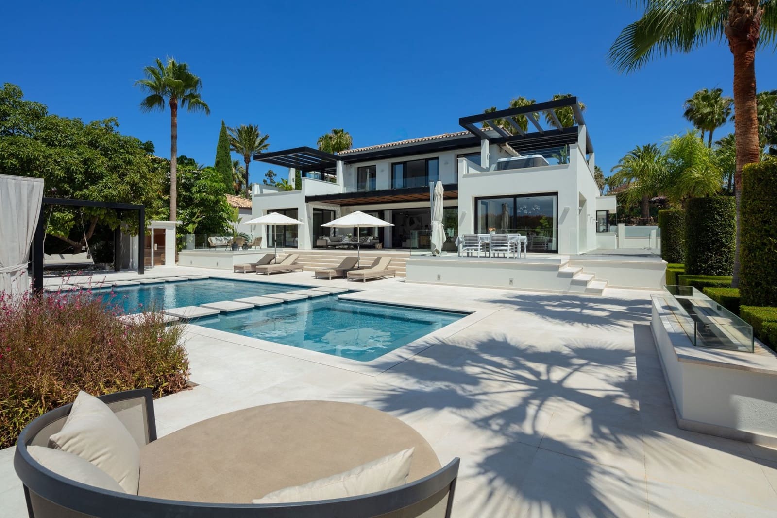 5 sypialnia Willa na sprzedaż w Marbella z basenem garażem - 6 995 000 € (Ref: 10002250)