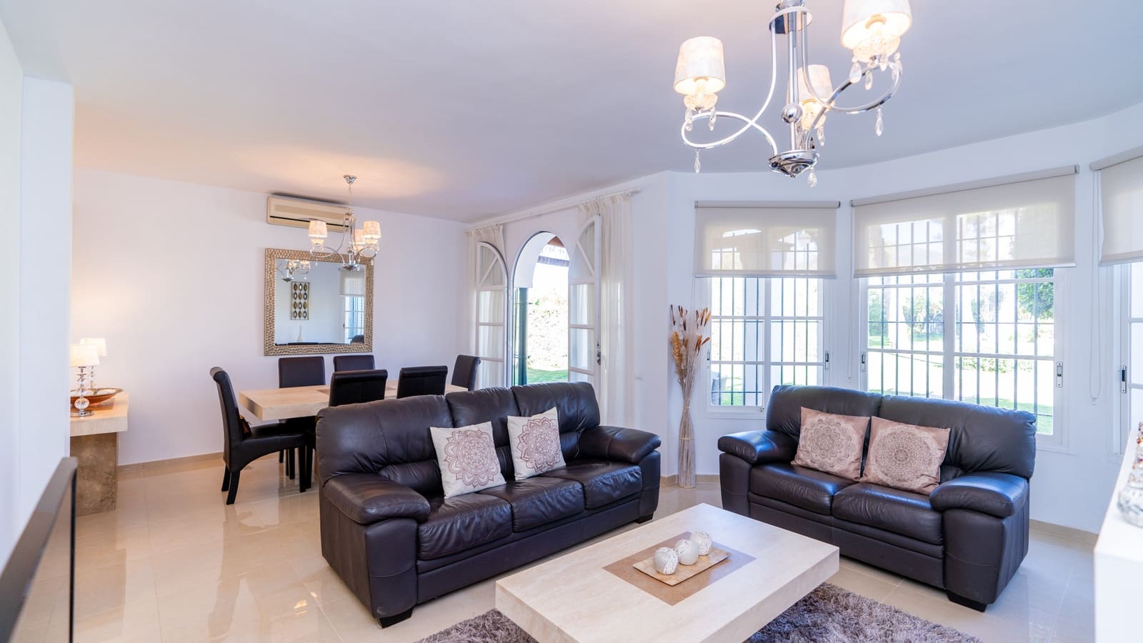 3 slaapkamer Villa te koop in Marbella met zwembad garage - € 520.000 (Ref: 10002251)