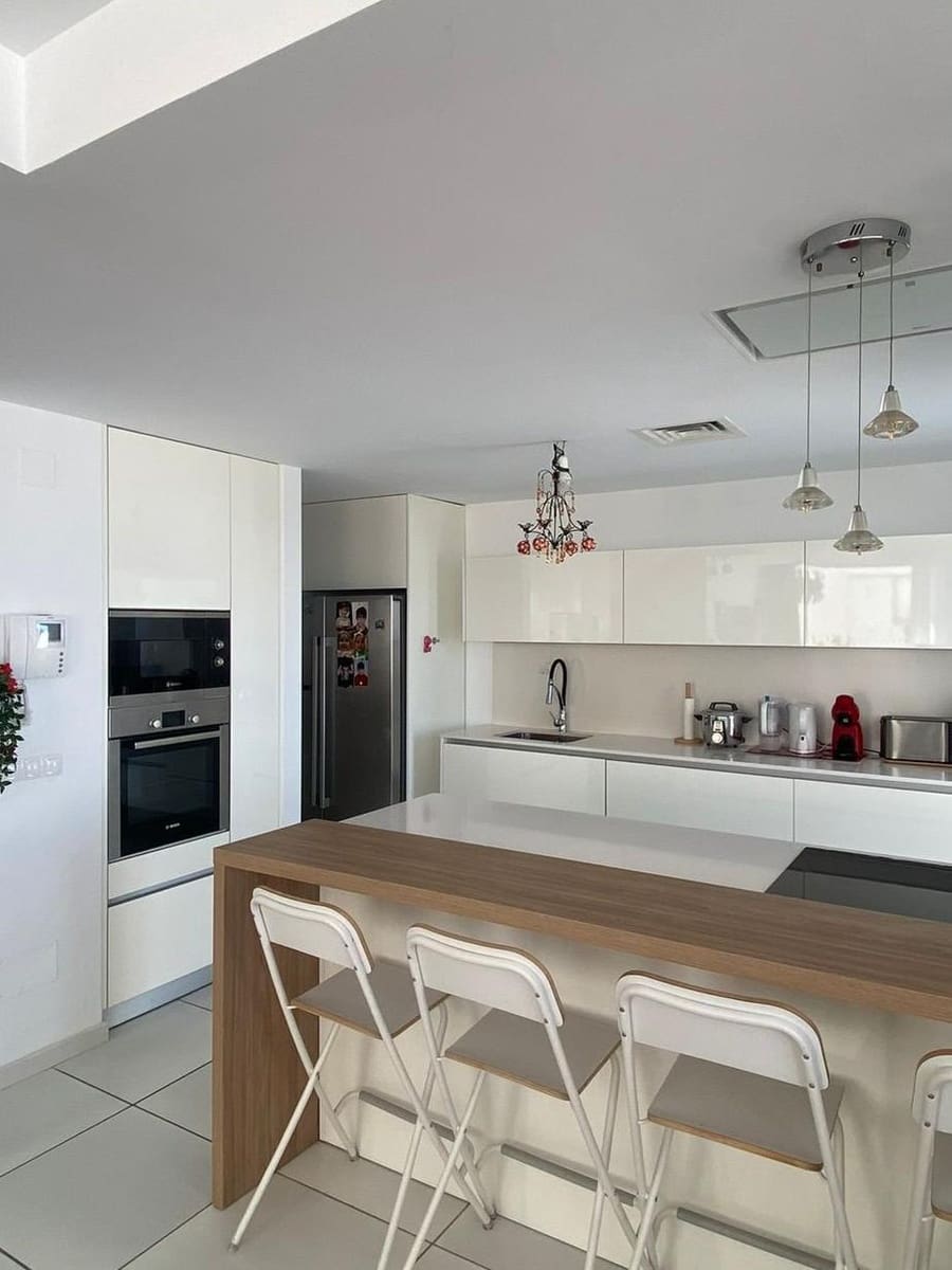 4 makuuhuone Huvila myytävänä paikassa Benalmadena Costa mukana uima-altaan - 985 000 € (Ref: 10002255)
