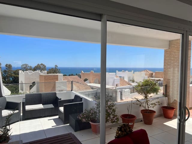 4 makuuhuone Huvila myytävänä paikassa Benalmadena Costa, Benalmádena mukana uima-altaan - 985 000 € (Ref: 10002255)