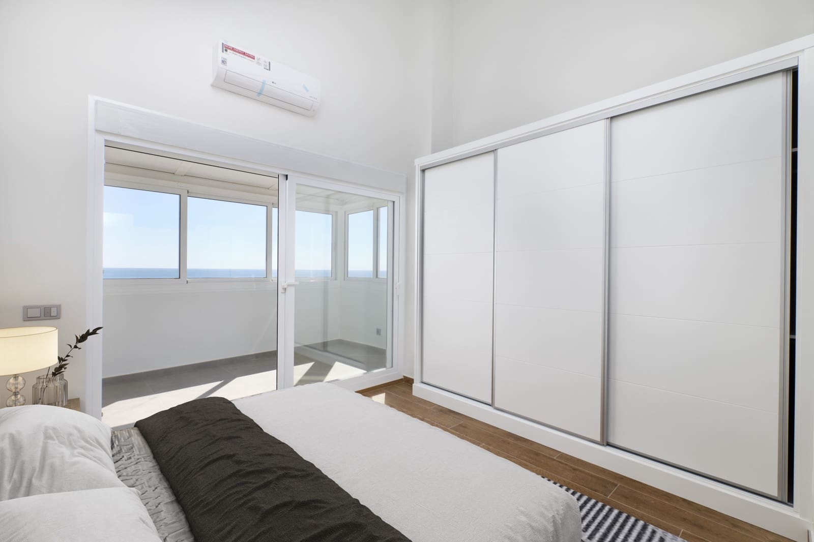 3 slaapkamer Appartement te koop in Estepona met zwembad garage - € 719.000 (Ref: 10002256)